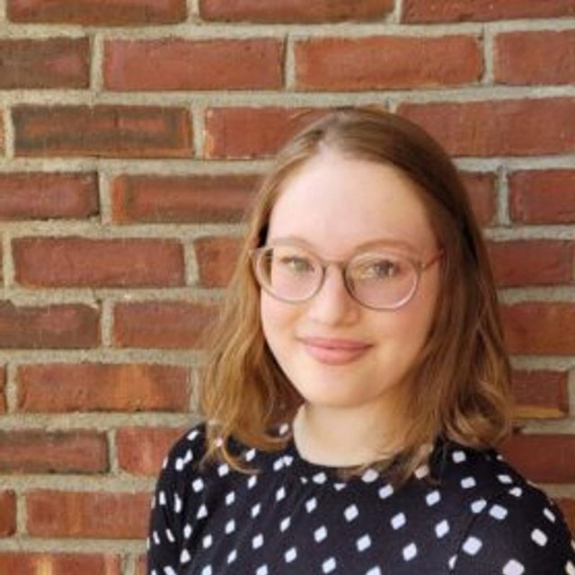 Portrait of Sarah Glatter